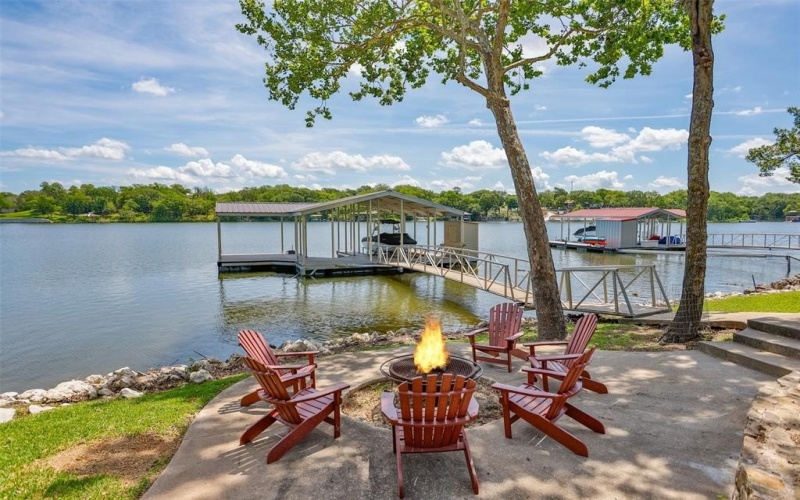 139 Hilltop Drive, Gainesville, TX 76240, 5 Bedrooms Bedrooms, ,5 BathroomsBathrooms,Residential,For Sale,139 Hilltop Drive,20980655