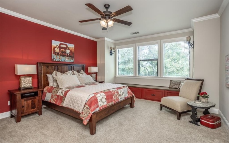 139 Hilltop Drive, Gainesville, TX 76240, 5 Bedrooms Bedrooms, ,5 BathroomsBathrooms,Residential,For Sale,139 Hilltop Drive,20980655