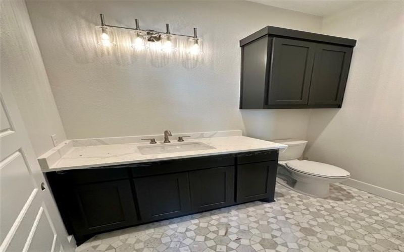 13925 E Riviera Drive, Fort Worth, TX 76028, 4 Habitaciones Habitaciones , ,3 BañosBaños,Residential,En Venta,13925 E Riviera Drive,20984544