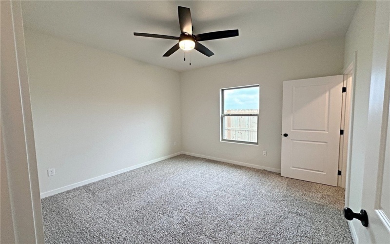 2658 Lady Andrea Drive, Corpus Christi, TX 78415, 4 Habitaciones Habitaciones , ,2 BañosBaños,Residential,En Venta,2658 Lady Andrea Drive,454113