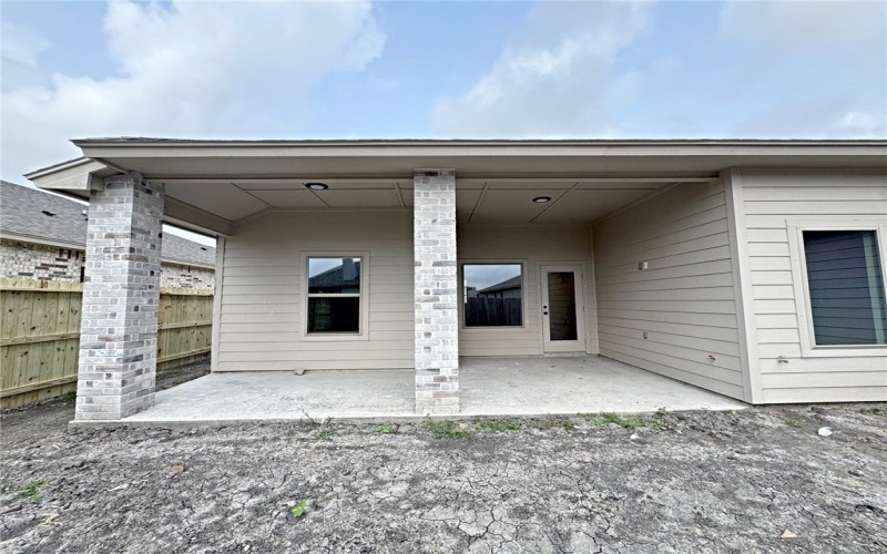 2658 Lady Andrea Drive, Corpus Christi, TX 78415, 4 Habitaciones Habitaciones , ,2 BañosBaños,Residential,En Venta,2658 Lady Andrea Drive,454113