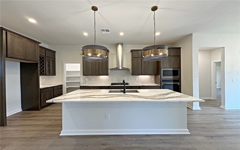 2658 Lady Andrea Drive, Corpus Christi, TX 78415, 4 Habitaciones Habitaciones , ,2 BañosBaños,Residential,En Venta,2658 Lady Andrea Drive,454113