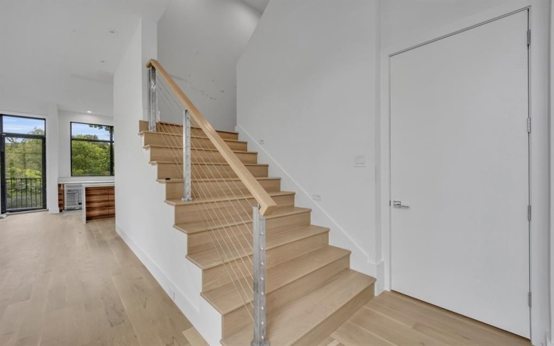 610 N Oak Cliff Boulevard #303, Dallas, TX 75208, 3 Bedrooms Bedrooms, ,3 BathroomsBathrooms,Residential,For Sale,610 N Oak Cliff Boulevard,20984823