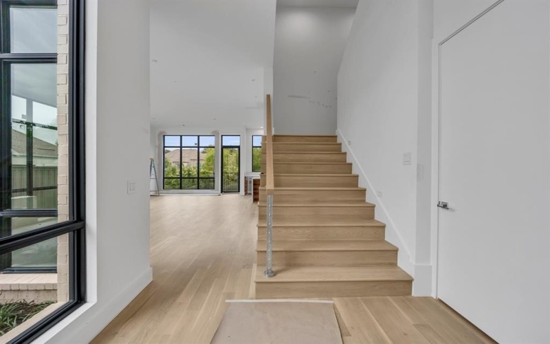 610 N Oak Cliff Boulevard #303, Dallas, TX 75208, 3 Bedrooms Bedrooms, ,3 BathroomsBathrooms,Residential,For Sale,610 N Oak Cliff Boulevard,20984823