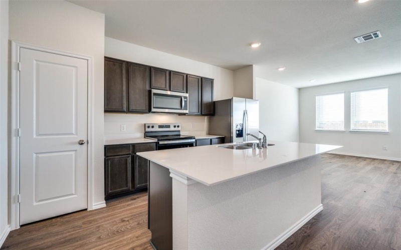 7024 Vining Drive, Princeton, TX 75407, 4 Habitaciones Habitaciones , ,2 BañosBaños,Residential Lease,En Alquiler,7024 Vining Drive,20984837