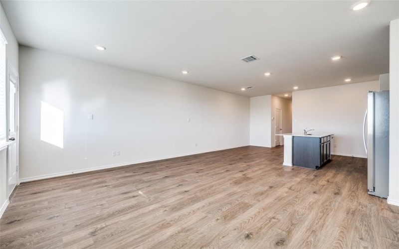 7024 Vining Drive, Princeton, TX 75407, 4 Habitaciones Habitaciones , ,2 BañosBaños,Residential Lease,En Alquiler,7024 Vining Drive,20984837