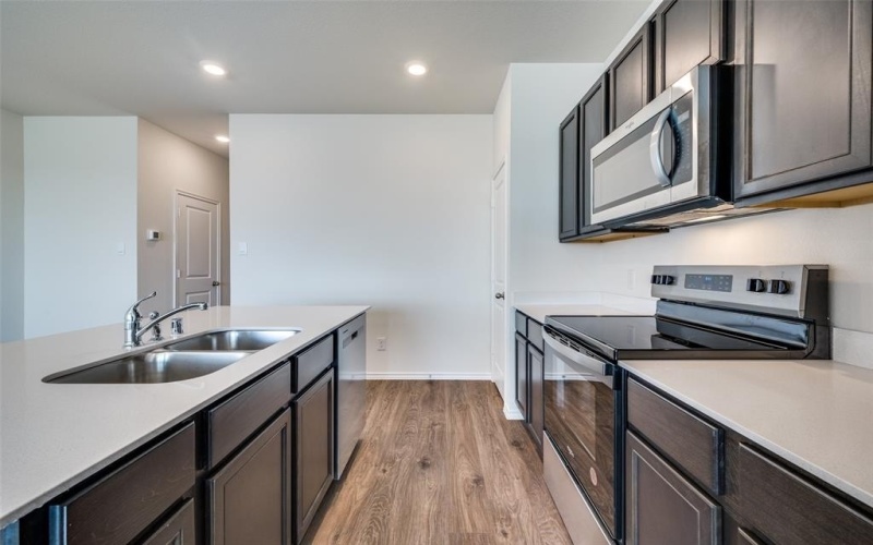 7024 Vining Drive, Princeton, TX 75407, 4 Habitaciones Habitaciones , ,2 BañosBaños,Residential Lease,En Alquiler,7024 Vining Drive,20984837