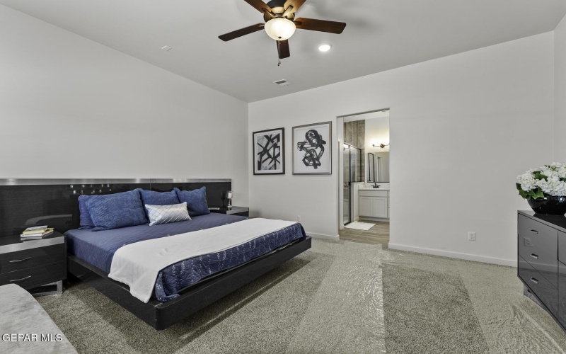 1122 Brass Hill Avenue, Santa Teresa, NM 88008, 4 Bedrooms Bedrooms, ,3 BathroomsBathrooms,Residential,For Sale,1122 Brass Hill Avenue,925473