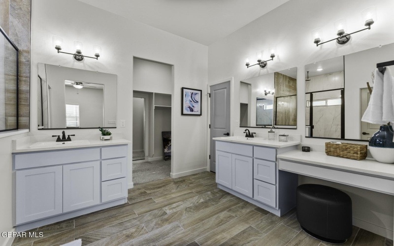 1122 Brass Hill Avenue, Santa Teresa, NM 88008, 4 Bedrooms Bedrooms, ,3 BathroomsBathrooms,Residential,For Sale,1122 Brass Hill Avenue,925473