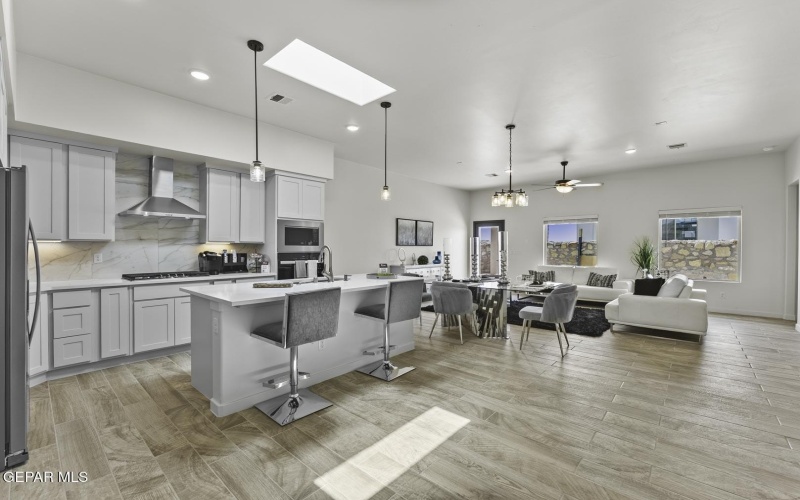 1122 Brass Hill Avenue, Santa Teresa, NM 88008, 4 Bedrooms Bedrooms, ,3 BathroomsBathrooms,Residential,For Sale,1122 Brass Hill Avenue,925473