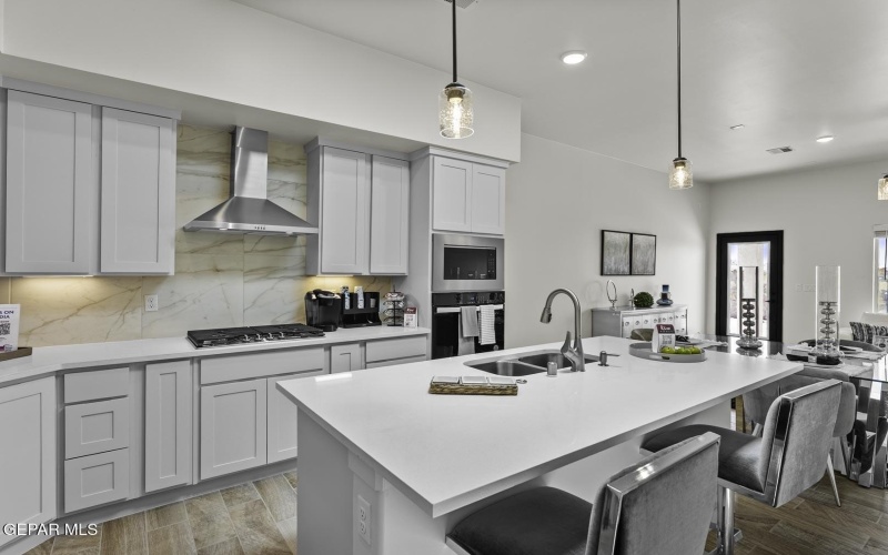 1122 Brass Hill Avenue, Santa Teresa, NM 88008, 4 Bedrooms Bedrooms, ,3 BathroomsBathrooms,Residential,For Sale,1122 Brass Hill Avenue,925473