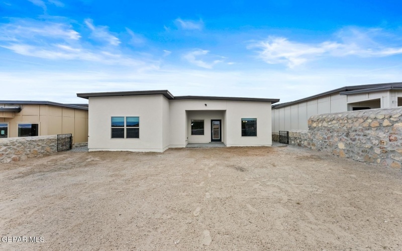 1135 Brass Hill Avenue, Santa Teresa, NM 88008, 4 Bedrooms Bedrooms, ,3 BathroomsBathrooms,Residential,For Sale,1135 Brass Hill Avenue,925476