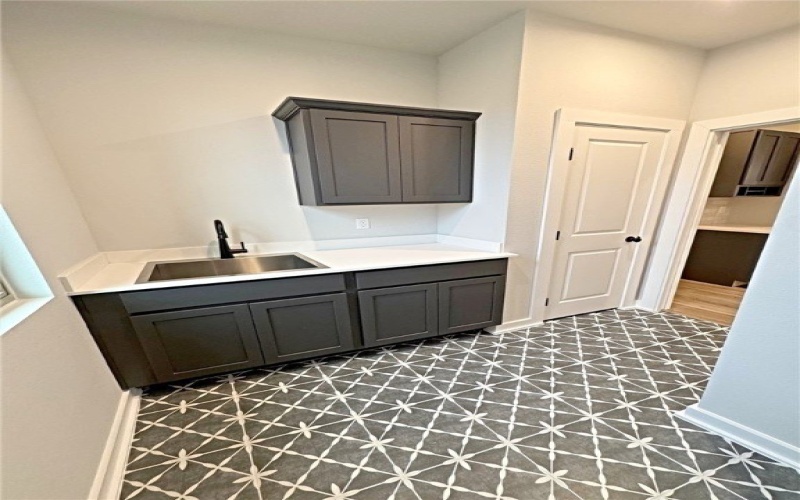 2650 Lady Andrea Drive, Corpus Christi, TX 78415, 4 Bedrooms Bedrooms, ,2 BathroomsBathrooms,Residential,For Sale,2650 Lady Andrea Drive,454189