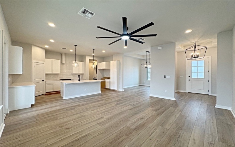 2650 Lady Andrea Drive, Corpus Christi, TX 78415, 4 Bedrooms Bedrooms, ,2 BathroomsBathrooms,Residential,For Sale,2650 Lady Andrea Drive,454189
