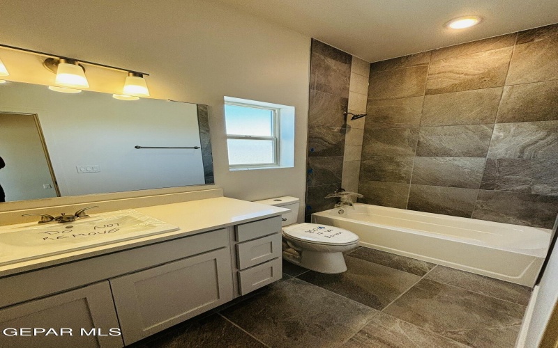 13837 Paseo Del Mar Drive, El Paso, TX 79928, 3 Bedrooms Bedrooms, ,2 BathroomsBathrooms,Residential,For Sale,13837 Paseo Del Mar Drive,925482