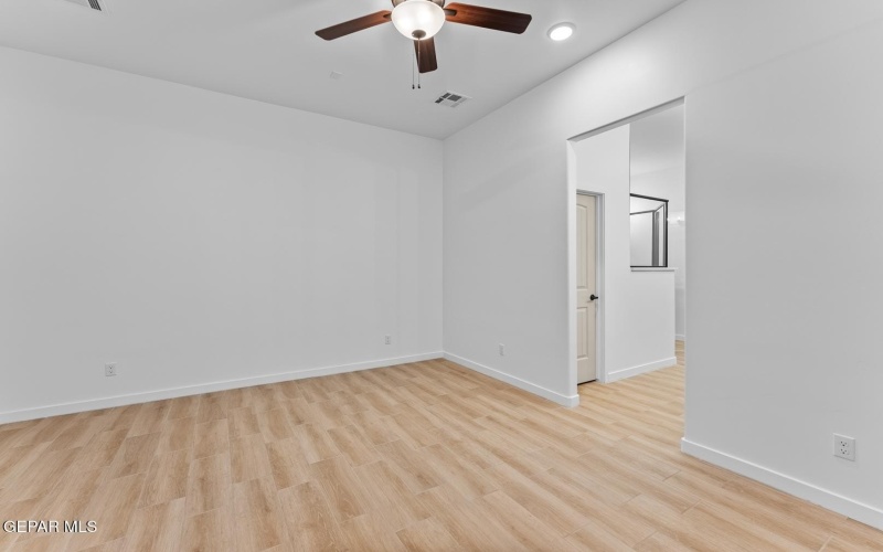 1129 Gallium Avenue, Santa Teresa, NM 88008, 3 Bedrooms Bedrooms, ,2 BathroomsBathrooms,Residential,For Sale,1129 Gallium Avenue,925484