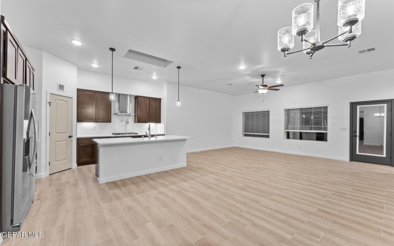 1129 Gallium Avenue, Santa Teresa, NM 88008, 3 Bedrooms Bedrooms, ,2 BathroomsBathrooms,Residential,For Sale,1129 Gallium Avenue,925484