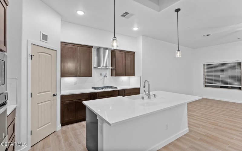 1129 Gallium Avenue, Santa Teresa, NM 88008, 3 Bedrooms Bedrooms, ,2 BathroomsBathrooms,Residential,For Sale,1129 Gallium Avenue,925484
