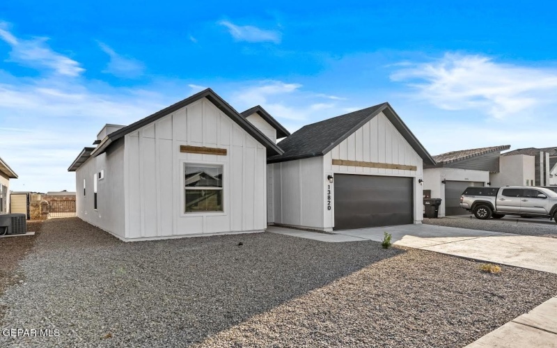 931 Gallium Avenue, Santa Teresa, NM 88008, 3 Bedrooms Bedrooms, ,2 BathroomsBathrooms,Residential,For Sale,931 Gallium Avenue,925501