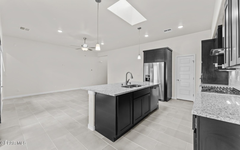931 Gallium Avenue, Santa Teresa, NM 88008, 3 Bedrooms Bedrooms, ,2 BathroomsBathrooms,Residential,For Sale,931 Gallium Avenue,925501