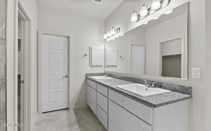 931 Gallium Avenue, Santa Teresa, NM 88008, 3 Bedrooms Bedrooms, ,2 BathroomsBathrooms,Residential,For Sale,931 Gallium Avenue,925501