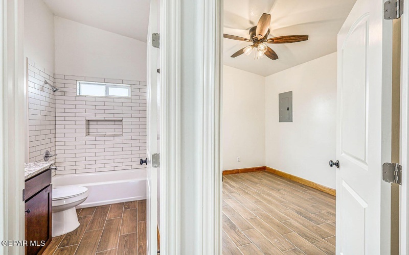 481 CHICKEN FARM Road unit: 5 #5, Anthony, TX 79821, 2 Bedrooms Bedrooms, ,Residential,For Sale,481 CHICKEN FARM Road unit: 5,925517