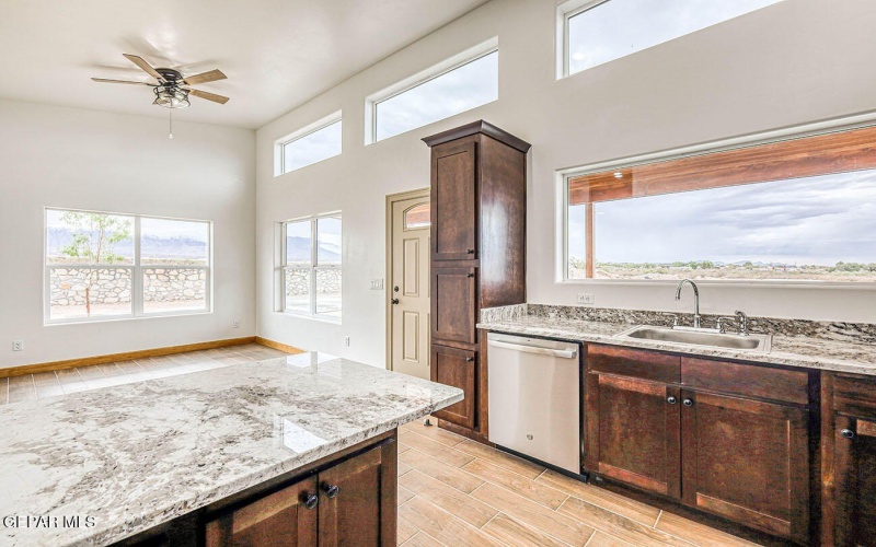 481 CHICKEN FARM Road unit: 5 #5, Anthony, TX 79821, 2 Bedrooms Bedrooms, ,Residential,For Sale,481 CHICKEN FARM Road unit: 5,925517
