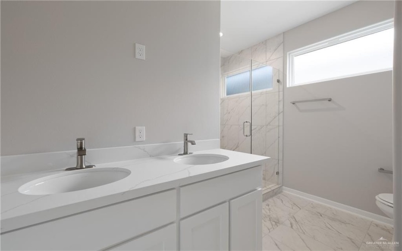 1317 Zurich Avenue, McAllen, TX 78504, 3 Habitaciones Habitaciones , ,2 BañosBaños,Residential,En Venta,1317 Zurich Avenue,474639