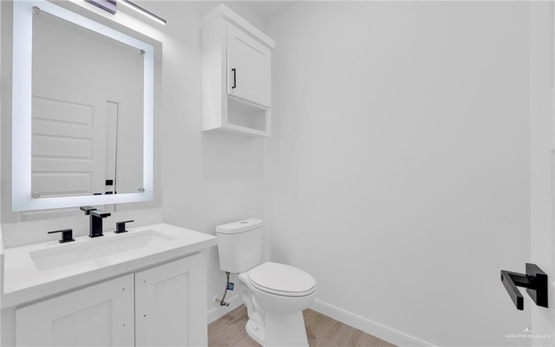 2603 S Fir Street, Pharr, TX 78577, 3 Bedrooms Bedrooms, ,2 BathroomsBathrooms,Residential,For Sale,2603 S Fir Street,474861
