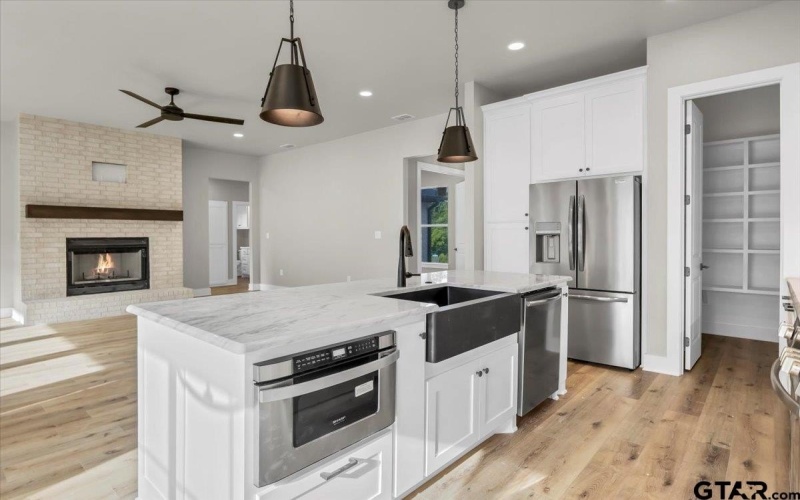 997 Mallard Dr, Lindale, TX 75771, 4 Bedrooms Bedrooms, ,2 BathroomsBathrooms,Residential,For Sale,997 Mallard Dr,25009863