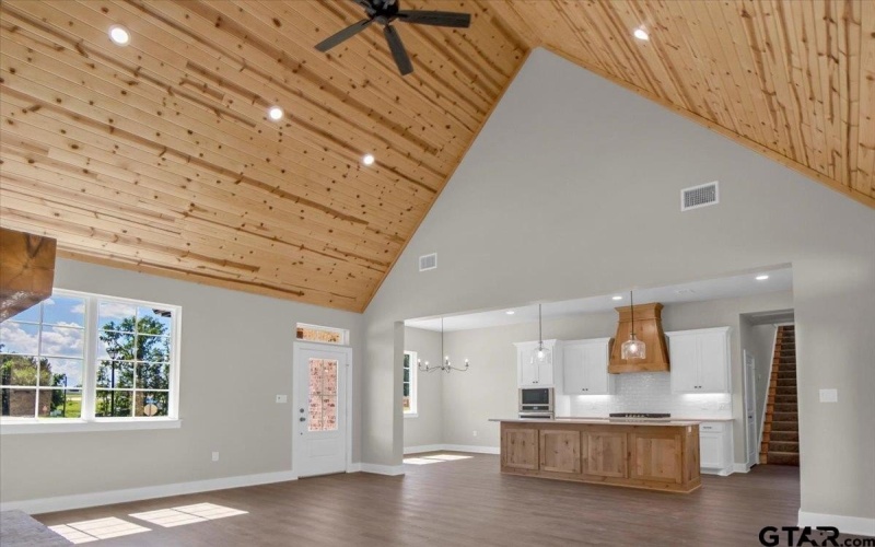 1001 Mallard, Lindale, TX 75771, 4 Bedrooms Bedrooms, ,2 BathroomsBathrooms,Residential,For Sale,1001 Mallard,25009877