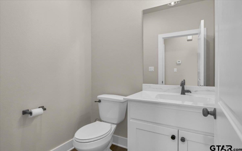 1001 Mallard, Lindale, TX 75771, 4 Bedrooms Bedrooms, ,2 BathroomsBathrooms,Residential,For Sale,1001 Mallard,25009877