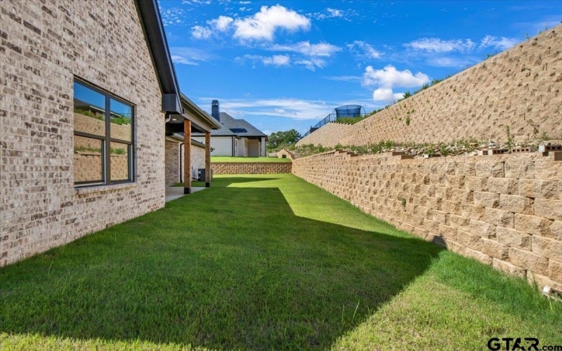 1001 Mallard, Lindale, TX 75771, 4 Bedrooms Bedrooms, ,2 BathroomsBathrooms,Residential,For Sale,1001 Mallard,25009877