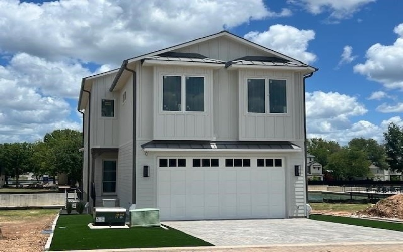 320 Lake Street, Kingsland, TX 78639, 5 Bedrooms Bedrooms, ,5 BathroomsBathrooms,Residential,For Sale,320 Lake Street,174074