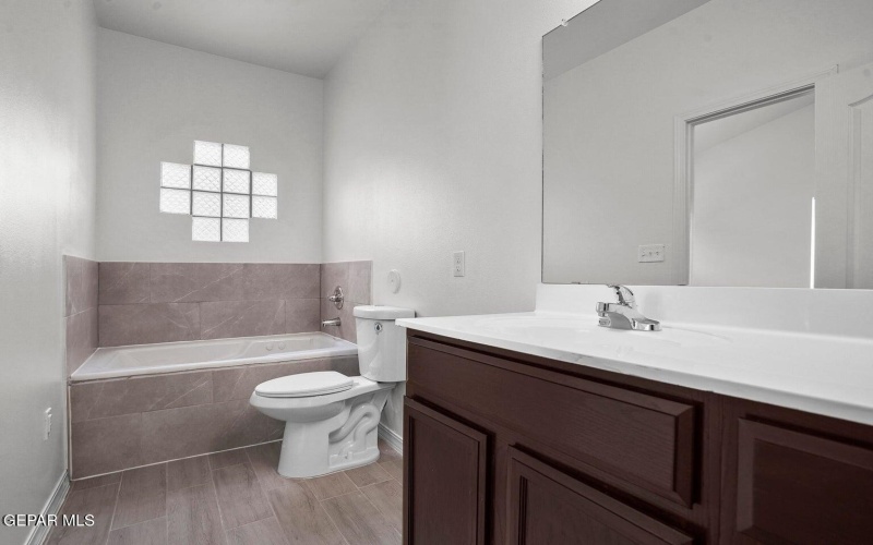 257 Farnborough Street, El Paso, TX 79928, 4 Bedrooms Bedrooms, ,2 BathroomsBathrooms,Residential,For Sale,257 Farnborough Street,925534