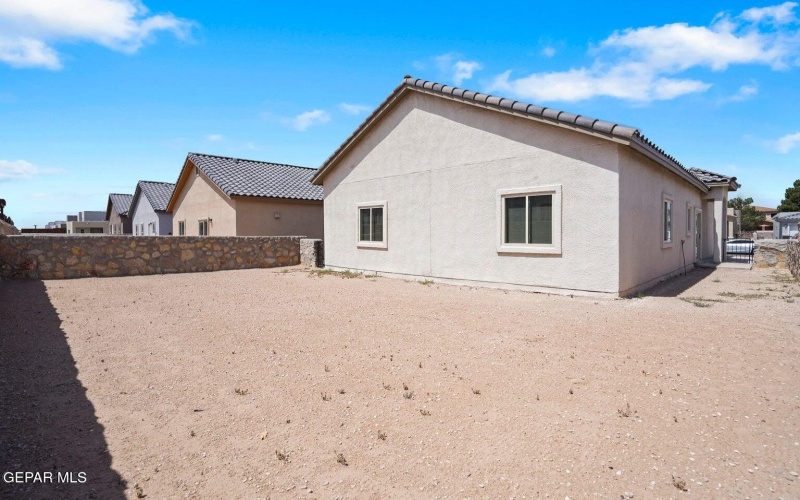 257 Farnborough Street, El Paso, TX 79928, 4 Bedrooms Bedrooms, ,2 BathroomsBathrooms,Residential,For Sale,257 Farnborough Street,925534