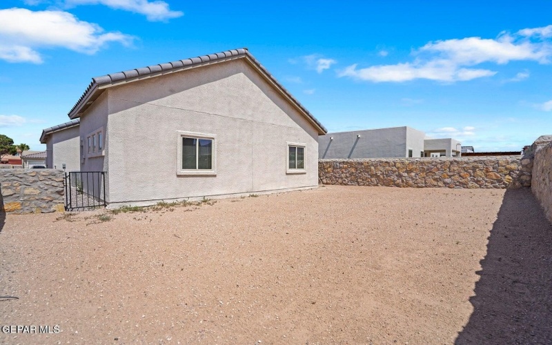 257 Farnborough Street, El Paso, TX 79928, 4 Bedrooms Bedrooms, ,2 BathroomsBathrooms,Residential,For Sale,257 Farnborough Street,925534