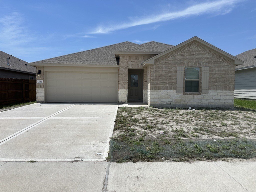 1109 Carnaby Street, Corpus Christi, TX 78415, 4 Habitaciones Habitaciones , ,2 BañosBaños,Residential,En Venta,1109 Carnaby Street,458212