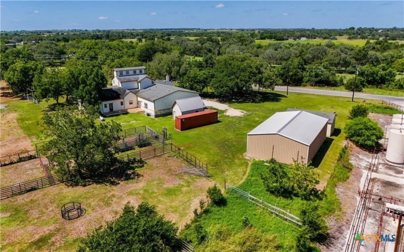 2410 Fm-1680, Flatonia, TX 78941, 6 Habitaciones Habitaciones , ,6 BañosBaños,Otro,En Venta,2410 Fm-1680,583055