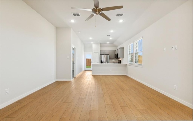 160 Gracefly Sage Lane, Lavon, TX 75166, 3 Habitaciones Habitaciones , ,2 BañosBaños,Residential,En Venta,160 Gracefly Sage Lane,20985371