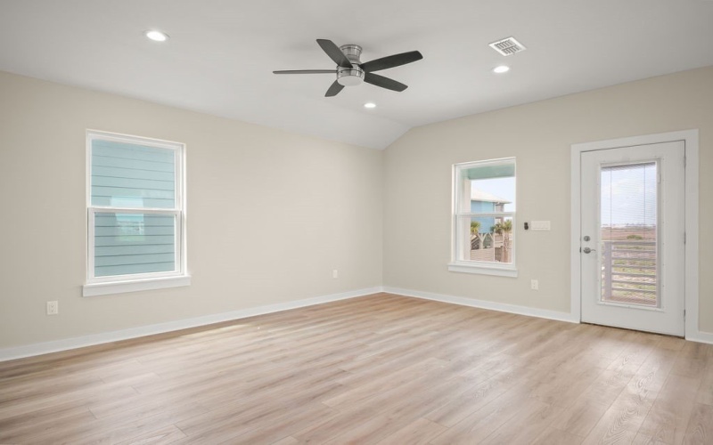 207 Flounder Drive, Port Aransas, TX 78373, 4 Bedrooms Bedrooms, ,3 BathroomsBathrooms,Residential,For Sale,207 Flounder Drive,454615