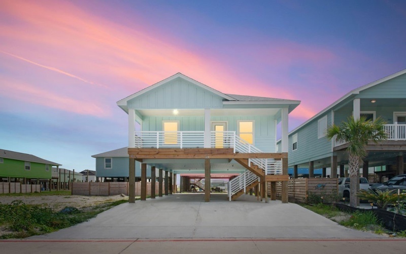 207 Flounder Drive, Port Aransas, TX 78373, 4 Bedrooms Bedrooms, ,3 BathroomsBathrooms,Residential,For Sale,207 Flounder Drive,454615