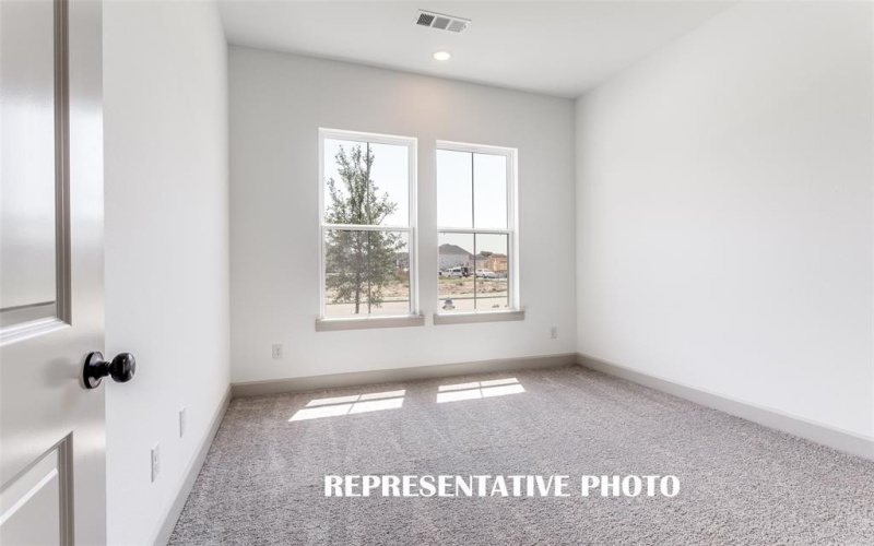 6917 Chief Spotted Tail Drive, McKinney, TX 75070, 4 Habitaciones Habitaciones , ,5 BañosBaños,Residential,En Venta,6917 Chief Spotted Tail Drive,20985732
