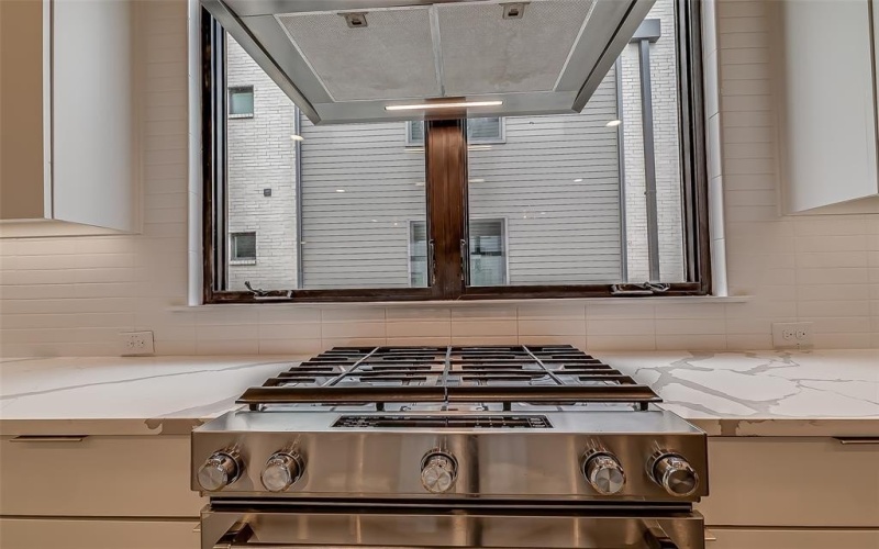 2707 Kimsey Drive #104, Dallas, TX 75235, 2 Bedrooms Bedrooms, ,2 BathroomsBathrooms,Residential Lease,For Rent,2707 Kimsey Drive,20985816