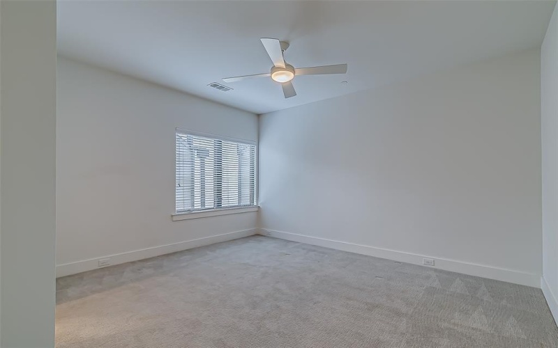 2707 Kimsey Drive #104, Dallas, TX 75235, 2 Bedrooms Bedrooms, ,2 BathroomsBathrooms,Residential Lease,For Rent,2707 Kimsey Drive,20985816