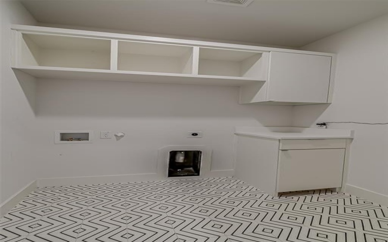 2707 Kimsey Drive #104, Dallas, TX 75235, 2 Bedrooms Bedrooms, ,2 BathroomsBathrooms,Residential Lease,For Rent,2707 Kimsey Drive,20985816