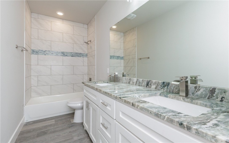 13970 Fortuna Bay Drive #C, Corpus Christi, TX 78418, 3 Bedrooms Bedrooms, ,2 BathroomsBathrooms,Residential,For Sale,13970 Fortuna Bay Drive,454638
