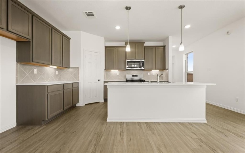 469 Silent Pond, Lavon, TX 75166, 4 Habitaciones Habitaciones , ,3 BañosBaños,Residential,En Venta,469 Silent Pond,20986118