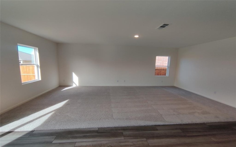 10356 Holycross Lane, Fort Worth, TX 76036, 4 Bedrooms Bedrooms, ,2 BathroomsBathrooms,Residential Lease,For Rent,10356 Holycross Lane,20986286