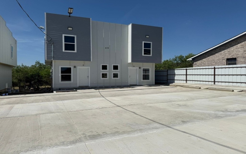 416 J R Rodriguez, Eagle Pass, TX 78852, 2 Habitaciones Habitaciones , ,1 BañoBaños,Residential Lease,En Alquiler,416 J R Rodriguez,81408